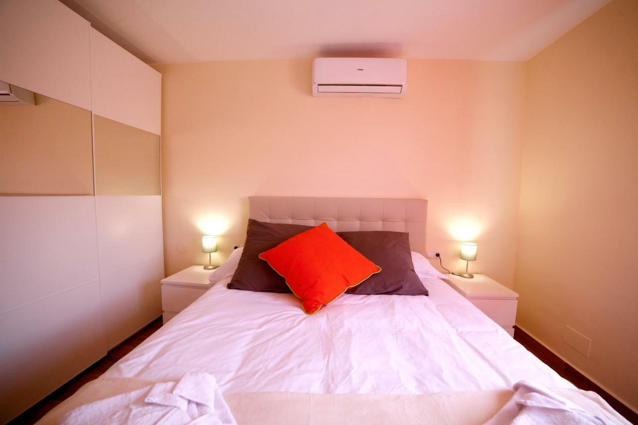 Appartamento Apartamento Con Parking Union 45 Málaga Esterno foto